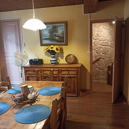 Maison Familiale Centenaire De Vigneron Montescot Екстериор снимка